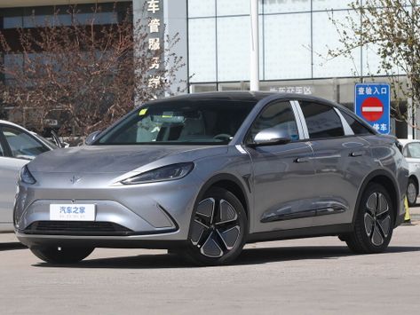 Alpha S6, 2025