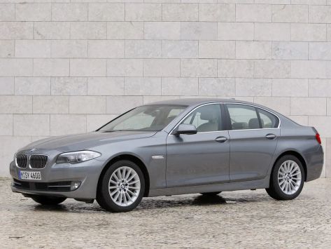 5-Series, F18, 2009–2013