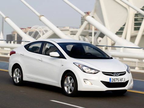 Elantra, GD, 2010–2013