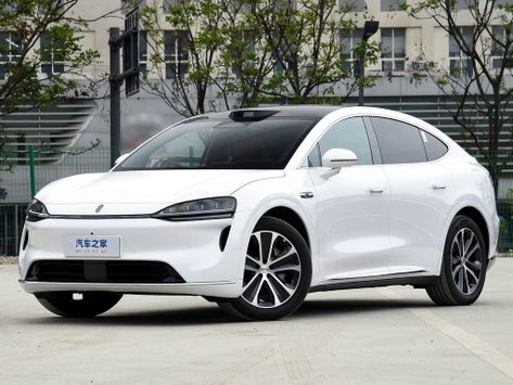 R7, 2025