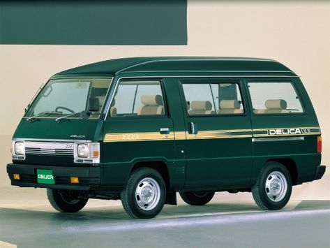 Delica, 1982–1986