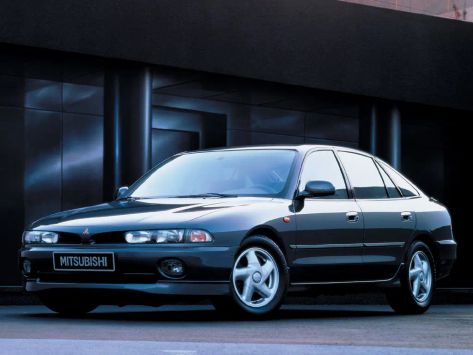 Galant, 1992–1996