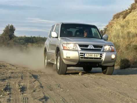 Pajero, V70, 2003–2006