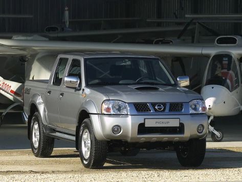 Navara, D22, 2000–2005