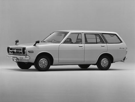 Sunny, B310, 1977–1981