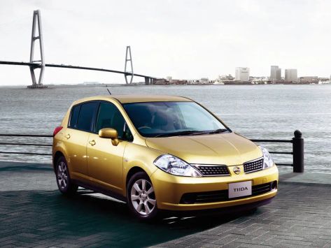 Tiida, C11, 2004–2007