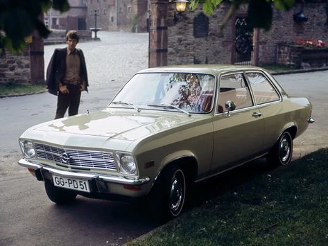 1900, A, 1970–1975