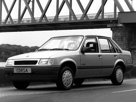 Corsa, A, 1990–1993