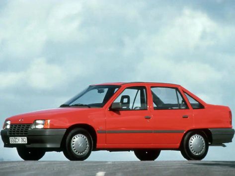 Kadett, E, 1985–1989