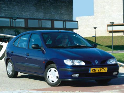 Megane, LA, 1995–2001