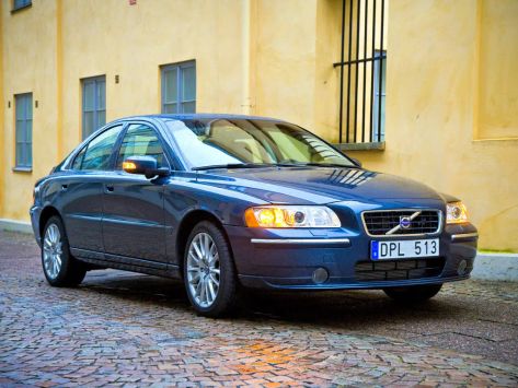 S60, P24, 2004–2010